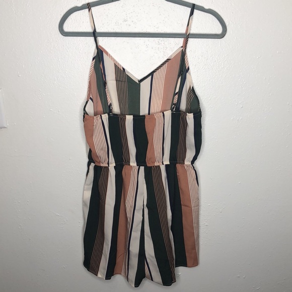 Shein striped spaghetti strap romper - Picture 3 of 3